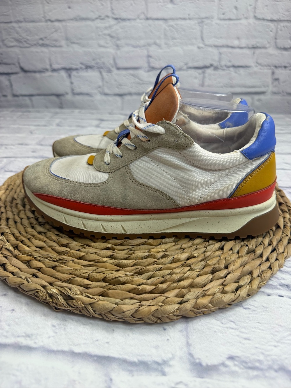 Madewell Women’s Kickoff Trainer Sneakers Blue and White Low-Top. Size 9.